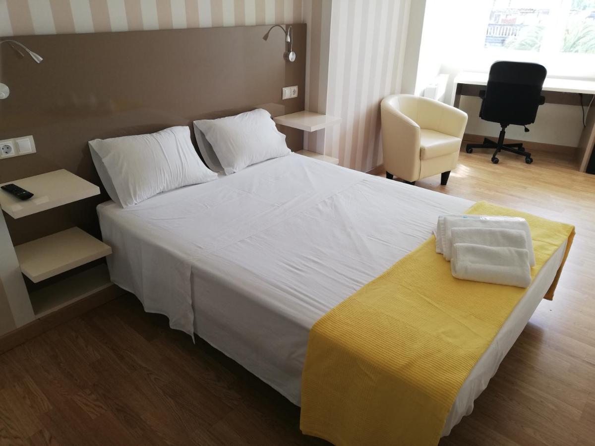 Bed and Breakfast Residencia Compostela Сантьяго-де-Компостела Экстерьер фото